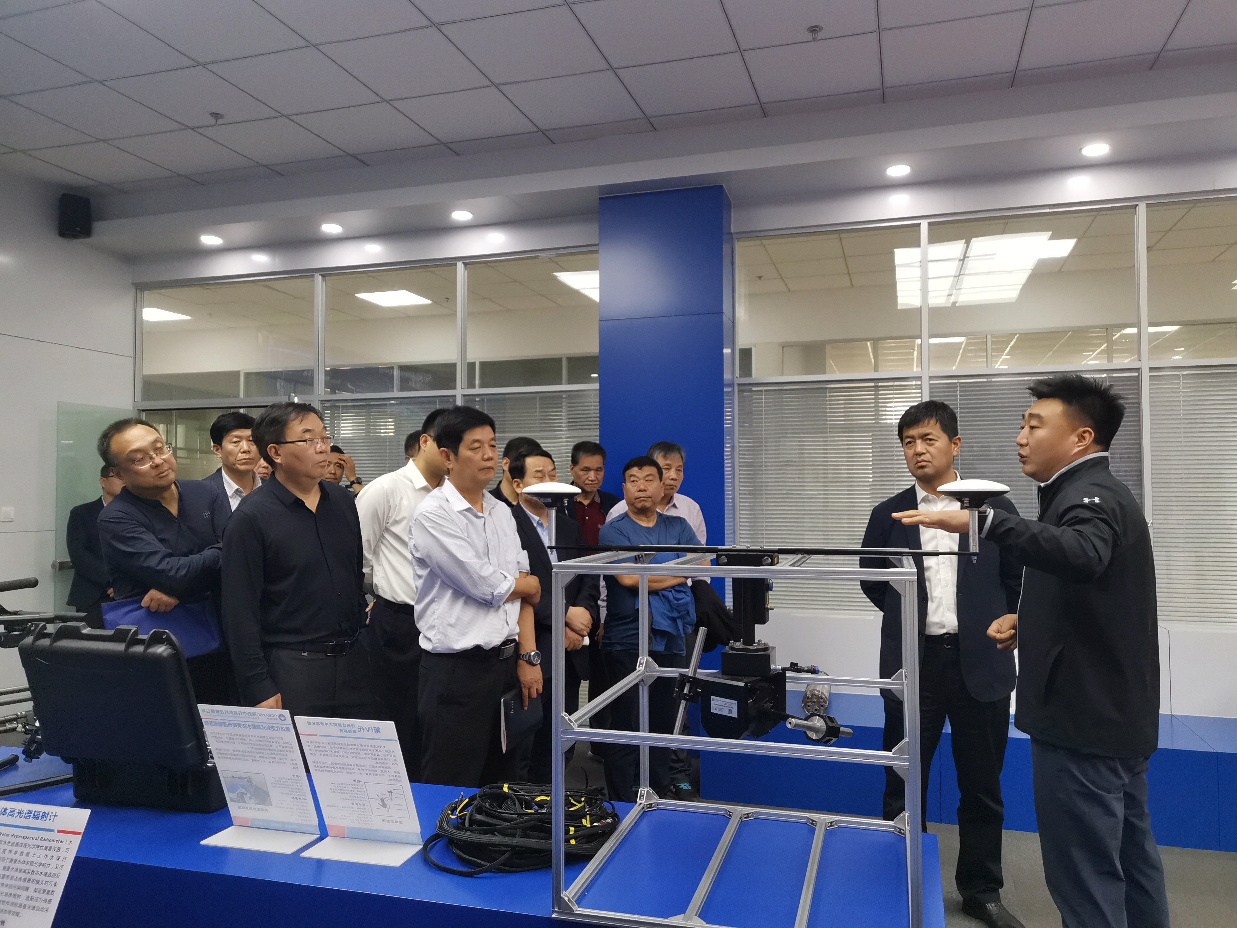 咸陽市發(fā)改委主任李忠平一行蒞臨我司調研